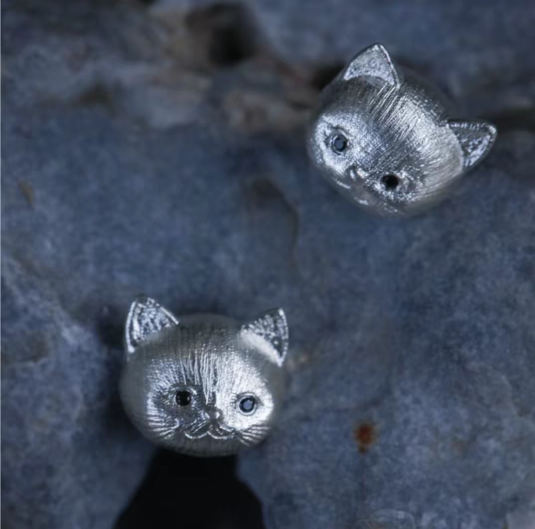 925 Sterling Silver Cat Stud Earrings