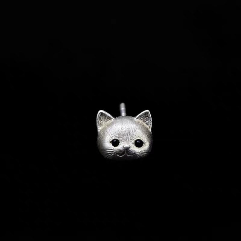925 Sterling Silver Cat Stud Earrings